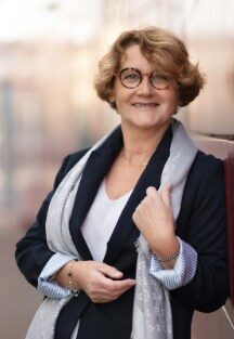 Edith Marchand Coach Coachline